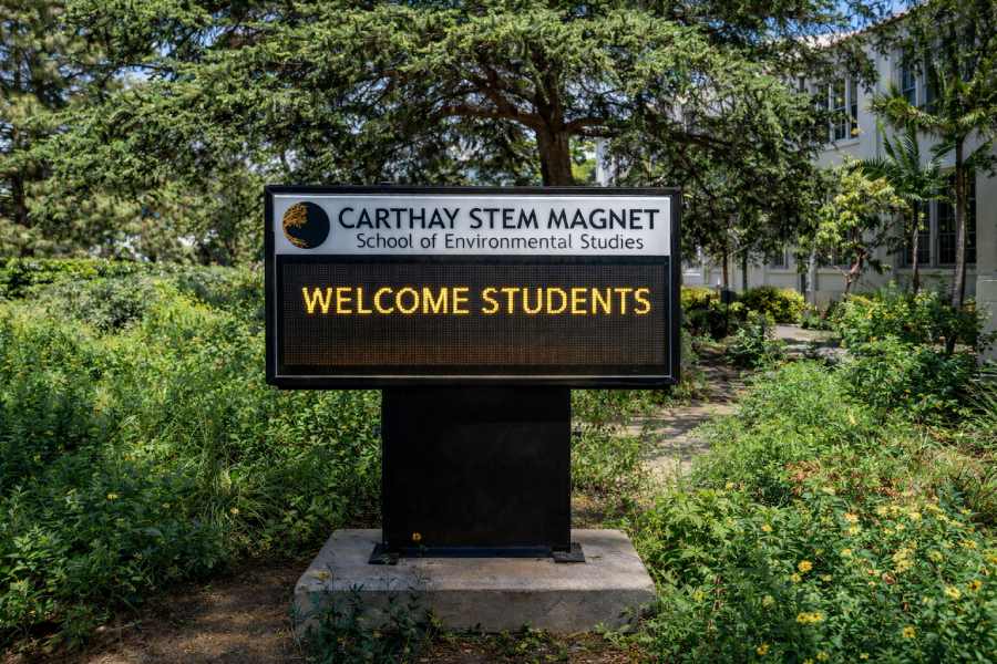 Carthay Circle School Sign